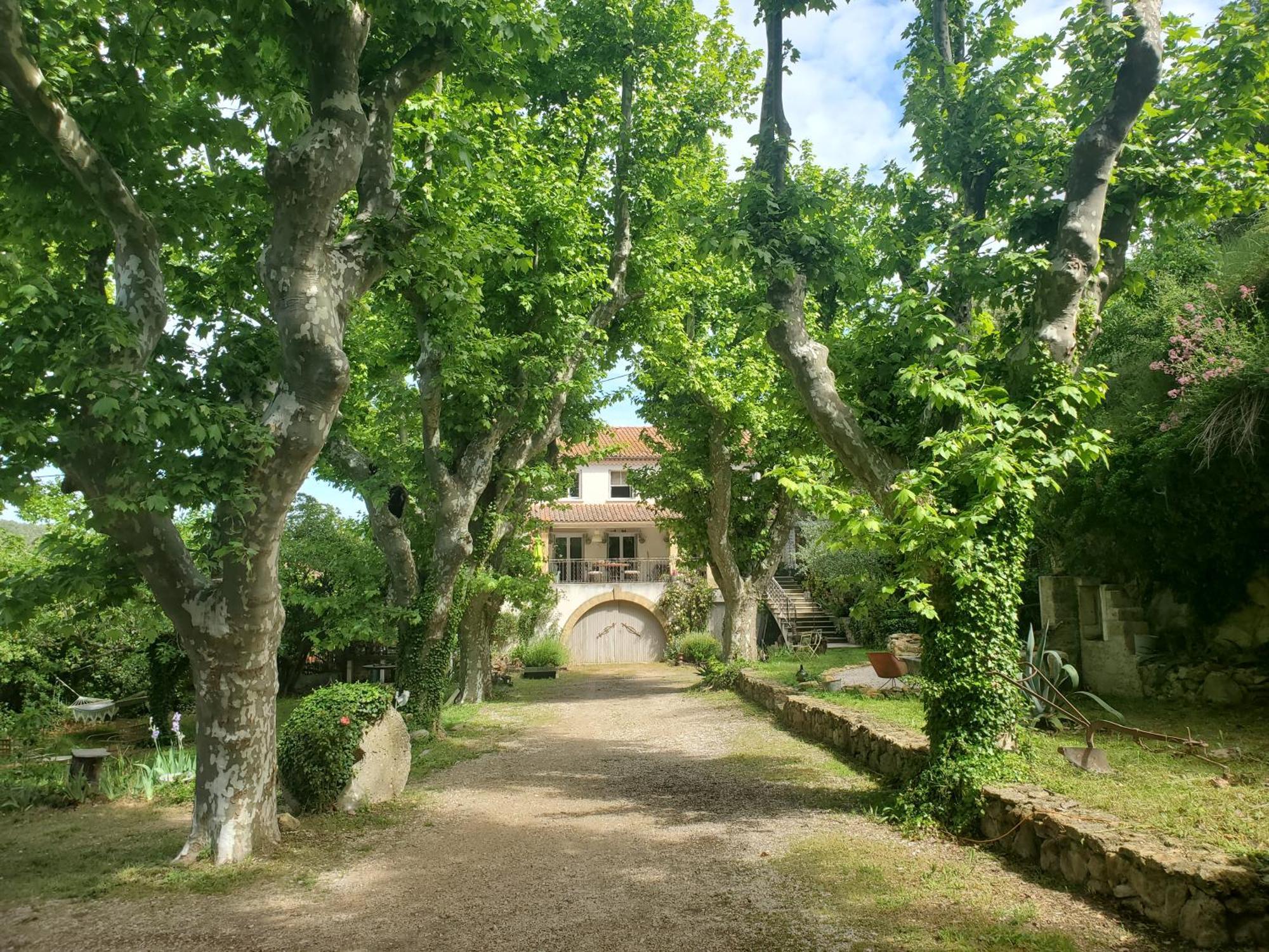 Moulin De Bonfilhon Bed & Breakfast Cornillon-Confoux Exterior photo